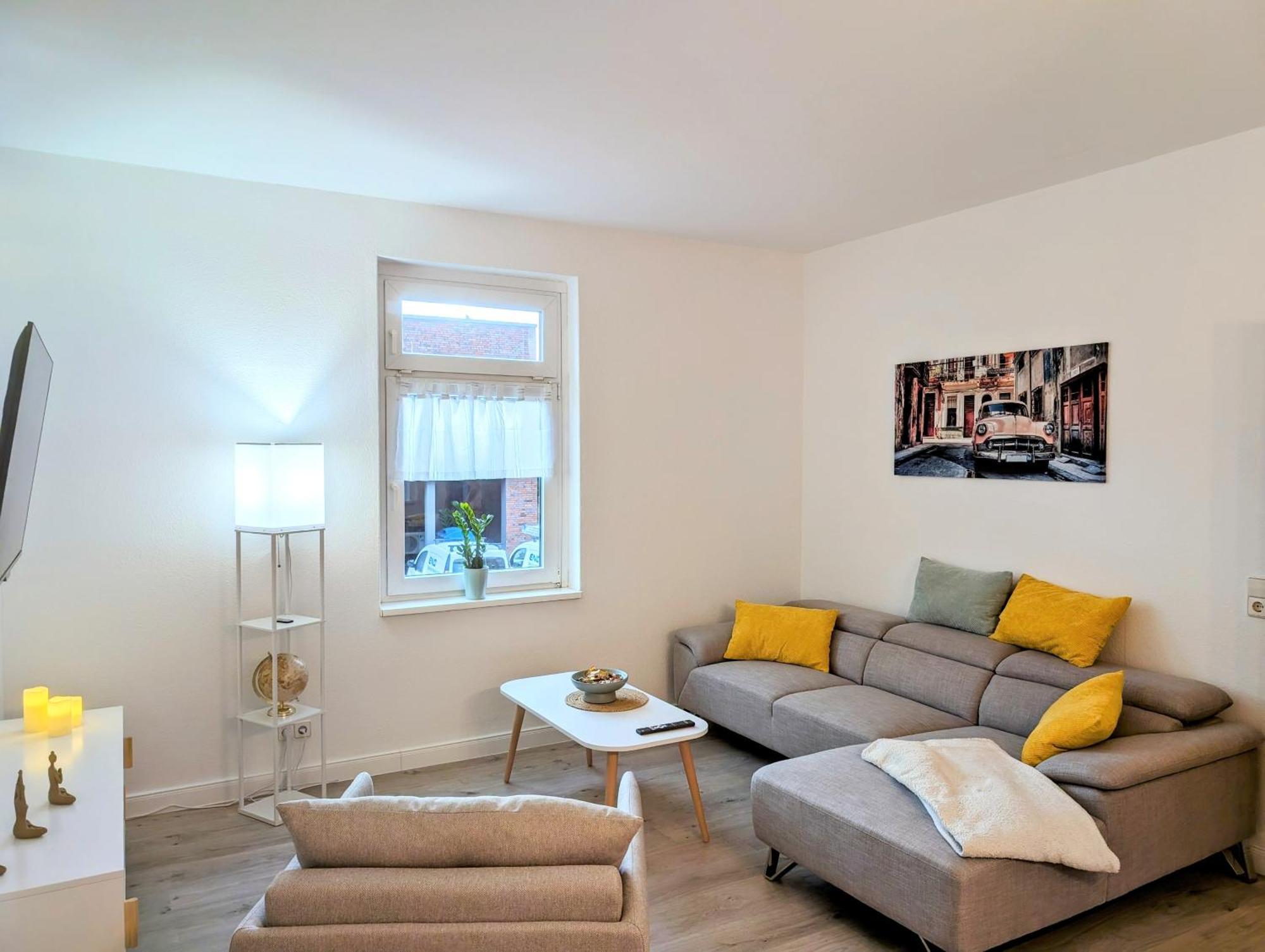 מגדבורג Casa Apartment Modern Vintage Flexibilitaet Pur- Perfektes Apartment Fuer Familien Und Geschaeftsreisende 5 Schlafplaetze, Vollausstattung, Amazon Prime & Parkplatz Inklusive מראה חיצוני תמונה